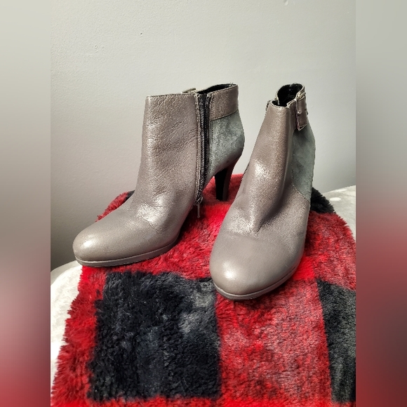 Brand New Naturalizer two tone Gray high heeled Ankle boots - Picture 9 of 16